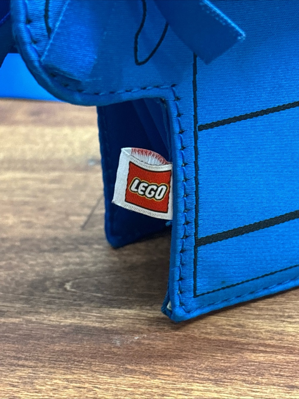 LEGO Minifigure Astronaut Crossbody Handbag - Blue LEGO x Target Collection - Picture 9 of 13